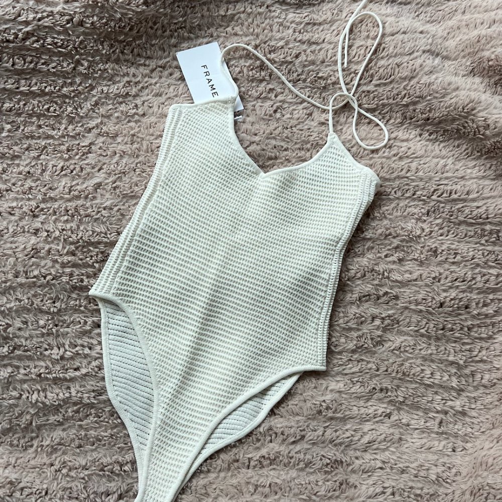 NWT Frame Crochet Halter-neck Bodysuit White size XS - Picture 4 of 4